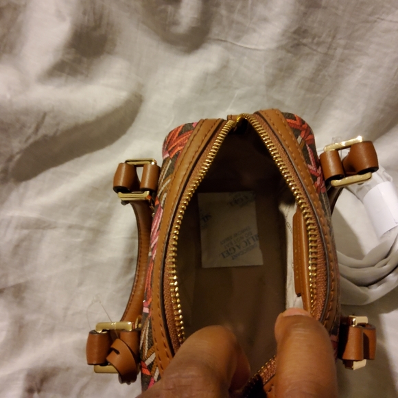 Brand new Michael Kors mini purse - Picture 6 of 6